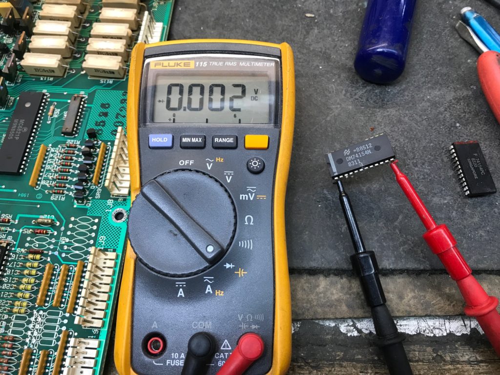 Faulty 74154 decoder chip