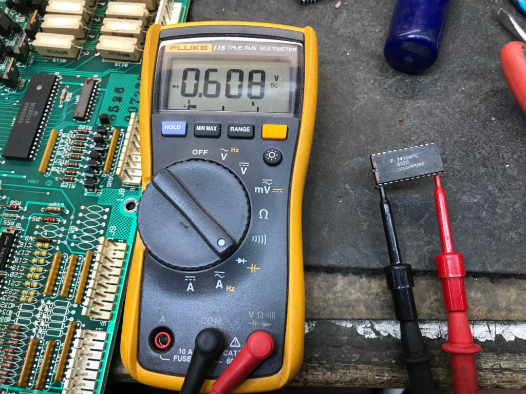 Good 74154 decoder chip